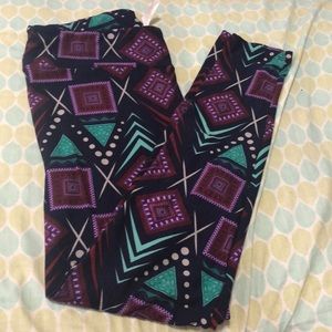 LuLaRoe TC leggings Brand New!